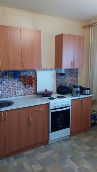 Сдается 1-комнатная квартира в Люберцах 42м. На длительный срок! <br>10-15 минут от Выхино на автобусе. <br>В мае откроется метро ближе. <br>7 минут до электрички Люберцы1 (30мин. до Москва Казанская). <br> <br>Через дорогу парк с прудами. <br>Новый дом, новый ремонт, новая мебель. <br>Приятная, светлая квартира, окна во двор. <br>Можно жить семьей или две девушки (есть отдельные кровати). <br>Оплата 23т.р. + свет,вода (залог) без комиссии<br> <br>от собственника <br>Галина 8-901-776-18-00 <br>P.S.: только россиянам, славянам и без маленьких детей и животных. - фото Фото: Сдается 1-комнатная квартира в Люберцах 42м. На длительный срок! <br>10-15 минут от Выхино на автобусе. <br>В мае откроется метро ближе. <br>7 минут до электрички Люберцы1 (30мин. до Москва Казанская). <br> <br>Через дорогу парк с прудами. <br>Новый дом, новый ремонт, новая мебель. <br>Приятная, светлая квартира, окна во двор. <br>Можно жить семьей или две девушки (есть отдельные кровати). <br>Оплата 23т.р. + свет,вода (залог) без комиссии<br> <br>от собственника <br>Галина 8-901-776-18-00 <br>P.S.: только россиянам, славянам и без маленьких детей и животных.