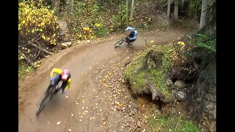 Race around curve, high shot