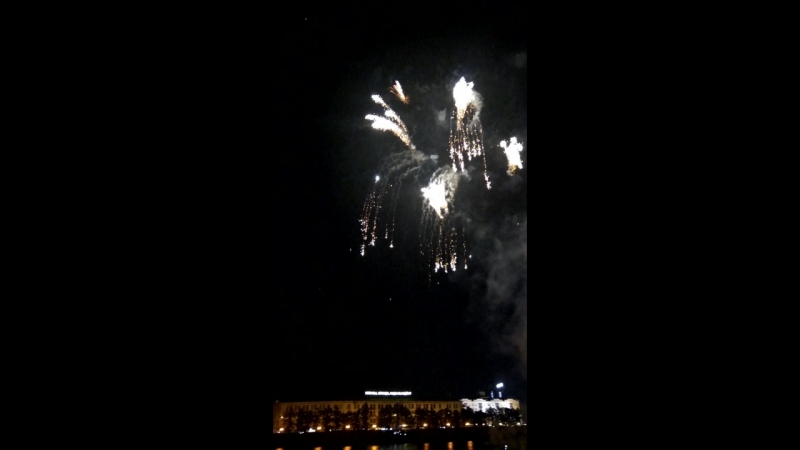 VID_20180818_222423.mp4