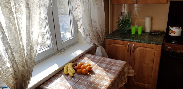 Друзья! <br>Сдается в аренду солнечная 2-х комнатная квартира в тихом дворе - общей площадью 50,2 кв.м. на длительный срок по адресу: Балашиха, улица Твардовского, д.13. <br>3 этаж 9-ти этажного дома. Сдается в аренду впервые. <br> <br>В квартире сделан свежий косметический ремонт. <br>Есть мебель, а также вся необходимая бытовая техника: холодильник, стиральная машина, газовая плита, телевизор. Кухня большая и комфортная, обе комнаты светлые. С/у раздельный. <br>Есть балкон. Подъезд чистый, есть лифт. <br>15 минут от м. Щелковская, м. Партизанская, м. Новогиреево (ходят часто автобусы и маршрутки). <br>От собственника. <br> <br>Условия аренды: 23 000 рублей в месяц + вода, электричество по счетчикам + телефон (по квитанциям, если есть необходимость в городском телефоне). <br>Депозит 20 000 рублей, возвратный. <br>Пишите в ЛС. - фото Фото: Друзья! <br>Сдается в аренду солнечная 2-х комнатная квартира в тихом дворе - общей площадью 50,2 кв.м. на длительный срок по адресу: Балашиха, улица Твардовского, д.13. <br>3 этаж 9-ти этажного дома. Сдается в аренду впервые. <br> <br>В квартире сделан свежий косметический ремонт. <br>Есть мебель, а также вся необходимая бытовая техника: холодильник, стиральная машина, газовая плита, телевизор. Кухня большая и комфортная, обе комнаты светлые. С/у раздельный. <br>Есть балкон. Подъезд чистый, есть лифт. <br>15 минут от м. Щелковская, м. Партизанская, м. Новогиреево (ходят часто автобусы и маршрутки). <br>От собственника. <br> <br>Условия аренды: 23 000 рублей в месяц + вода, электричество по счетчикам + телефон (по квитанциям, если есть необходимость в городском телефоне). <br>Депозит 20 000 рублей, возвратный. <br>Пишите в ЛС.