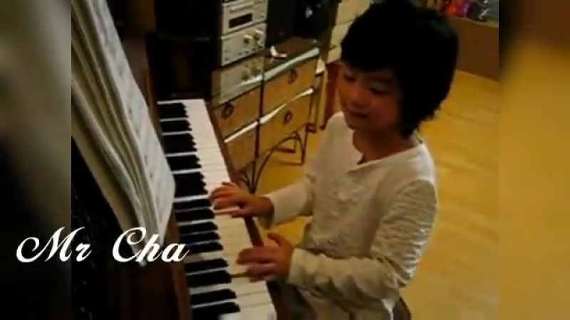 Moonbin and piano