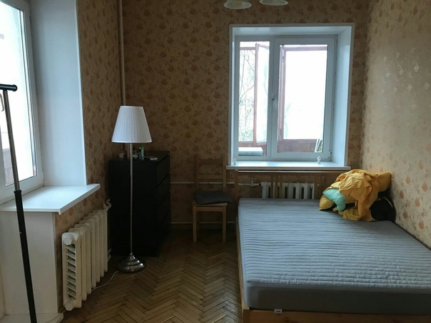 Фото: Москва, срочно ищем соседку! Заезд хоть сейчас, без залогов, регистрации и смс )<br>Друзья, с 5 августа оcвободилась комната в трёхкомнатной квартире по адресу ул. Воронцово поле, д. 5-7 с.8. Ищем девушку в соседки. <br>В пешей доступности метро Чкаловская (7 минут), магазины Дикси и Вкусвилл (5 минут), тц Атриум (10 минут). Кинотеатр 