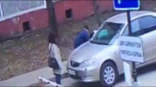 В Твери девушка на велосипеде сбила пенсионерку и скрылась с места ДТП