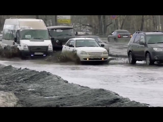 На дорогах тает лёд - песня о плохих дорогах