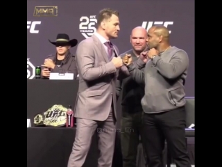 😎Следующий номерной турнир UFC226. Главный бой за титул чемпиона в тяжёлом весе : 🇺🇸Миочич VS Кормье 🇺🇸 🤷🏻♂️Ваши прогнозы ❓