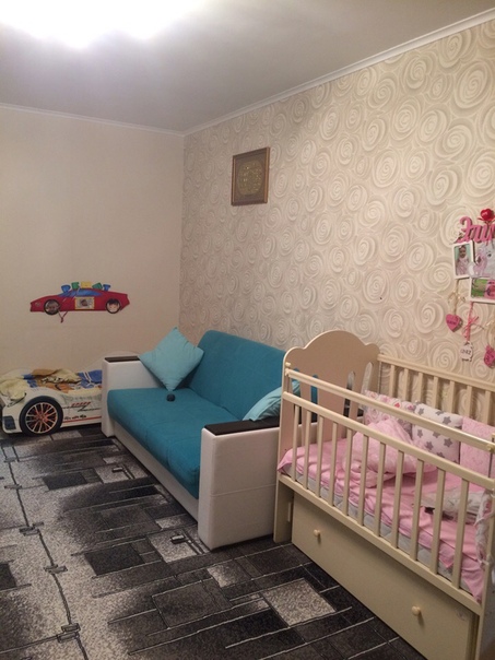 Cдам 1-комнатную квартиру, 36 кв.м., <br>Москва, Пятницкое шоссе, 6 <br>МЕТРО Волоколамская, 6 минут пешком <br>Сдается комфортная 1-комнатная квартира Рядом с домом расположены детская площадка, школа и детский сад, , остановка общественного транспорта. <br>В квартире сделан современный ремонт. Сан. узел в кафеле, душевая кабина. Есть все необходимое для комфортного проживания: встроенный кухонный гарнитур, стол-стулья, холодильник, диван, кресло, шкаф, горка, тв, стиральная машина. аренда: 23000 рублей <br>телефон для связи: 89058323163 - фото Фото: Cдам 1-комнатную квартиру, 36 кв.м., <br>Москва, Пятницкое шоссе, 6 <br>МЕТРО Волоколамская, 6 минут пешком <br>Сдается комфортная 1-комнатная квартира Рядом с домом расположены детская площадка, школа и детский сад, , остановка общественного транспорта. <br>В квартире сделан современный ремонт. Сан. узел в кафеле, душевая кабина. Есть все необходимое для комфортного проживания: встроенный кухонный гарнитур, стол-стулья, холодильник, диван, кресло, шкаф, горка, тв, стиральная машина. аренда: 23000 рублей <br>телефон для связи: 89058323163