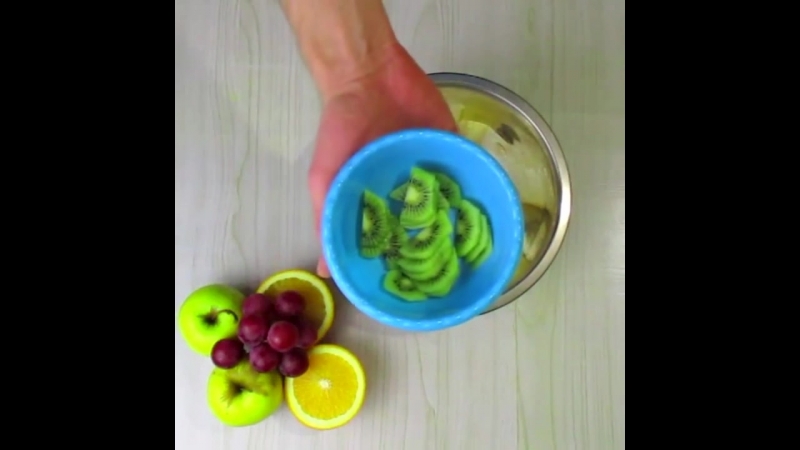 Fruktovyj-salat-sajt