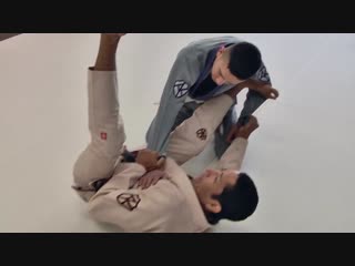 Gustavo Carpio - Scissor Sweep Re-counter