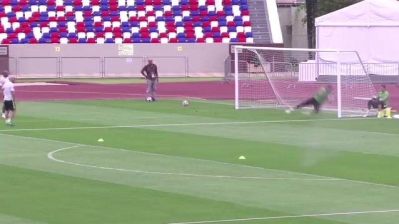 Alisson Becker