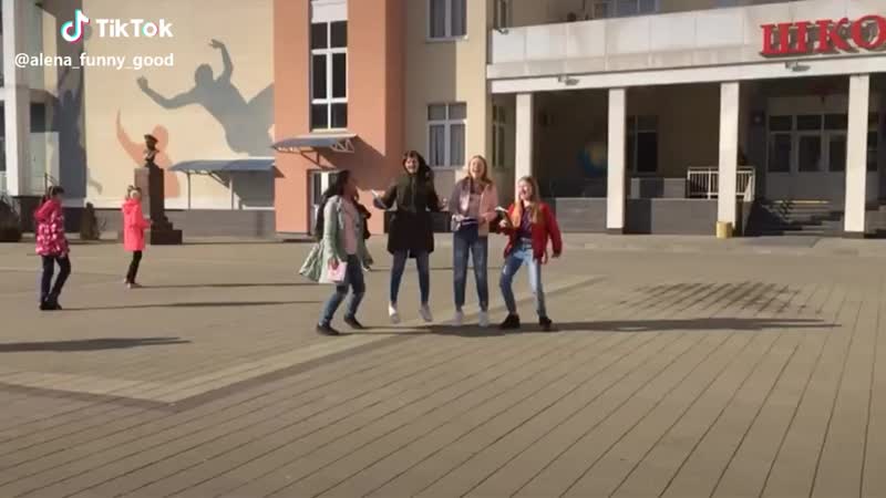 закончила 4 четверть!!урааааа