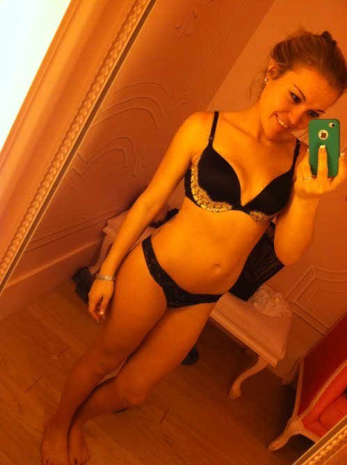 Caramel kitten xxx lesbian