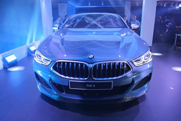 BMW Series 8 coupe