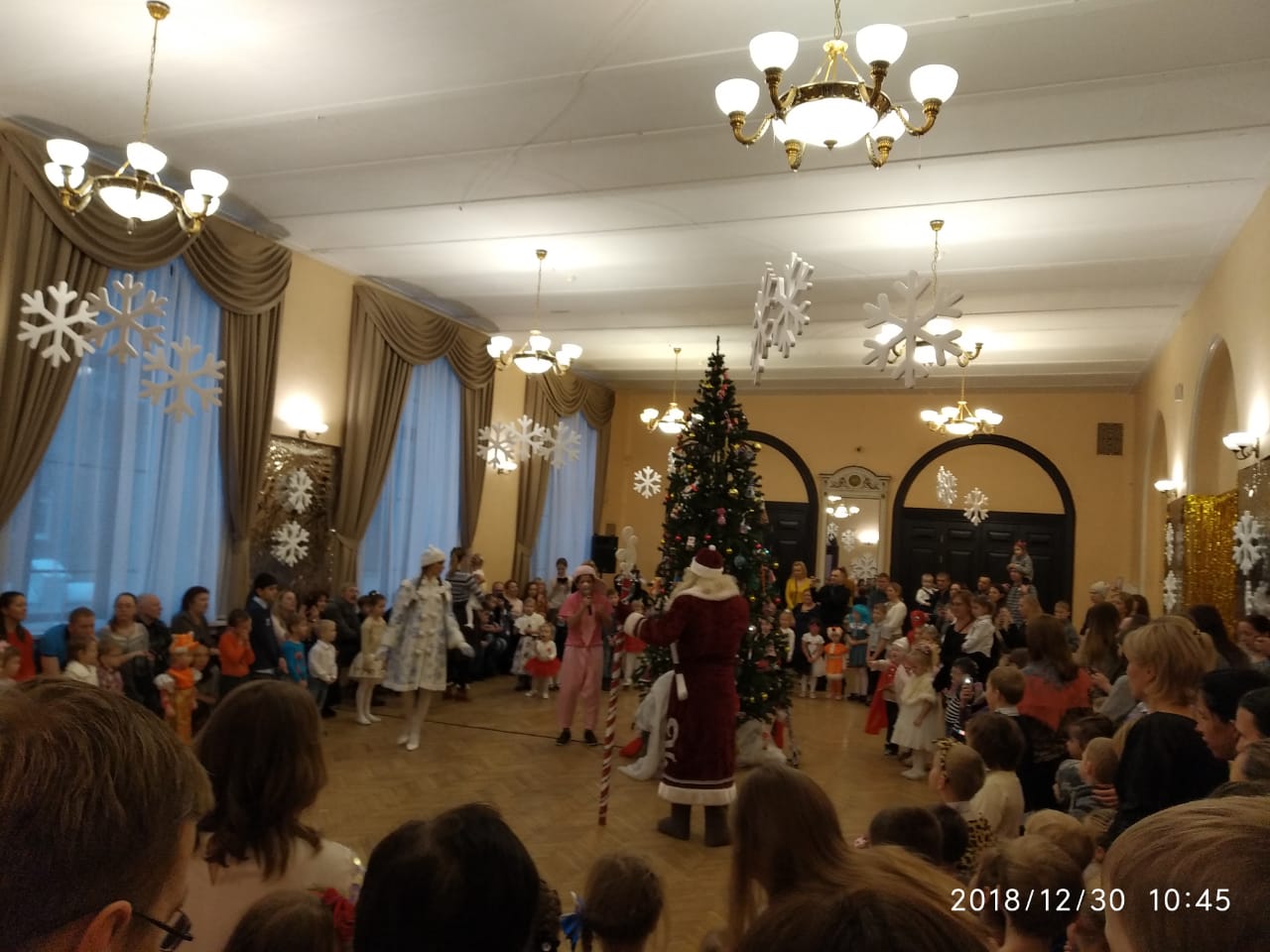 Джанни Родари Новогодние Елки Джанни Родари Новогодние Елки