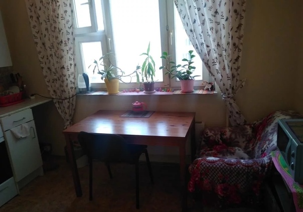 Фото: Добрый день.<br>Сдается уютная комната с балконом, 15 кв. м., в 4-х комн-ной квартире по ул. Скобелевская 3 к1, 1 мин ходьбы от ст. м. 