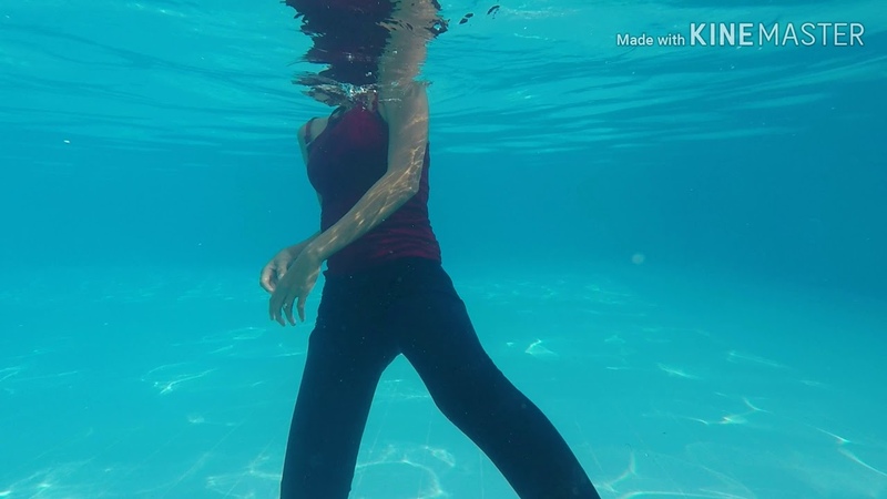FULLY CLOTHES UNDERWATER | WETLOOK