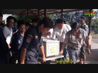 ေခြးစာမေကၽြးတဲ့ကိစၥနဲ႔ ေခြးေဂဟာတည္ေထာင္သူကို အလုပ္သမားက ရဲဒင္းနဲ႔ခုတ္သတ္