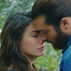 #canem ♥️😻 on Instagram: “Bence en en en duygu dolu sahnelerden biri 😍 aşk, sevgi, heyecan, endişe... Bayılıyorum 😍 @1demetozdemir @canyaman @erken...