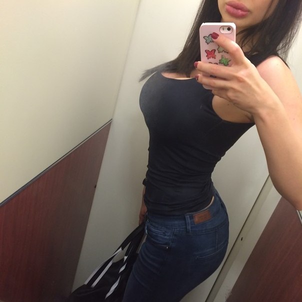Too bad the girl is fucking ass