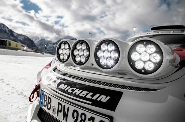 Компания Porsche показала ралли-кар на базе трекового 718 Cayman. Компания Porsche подтвердила запуск в производство раллийного автомобиля, построенного на базе трекового купе 718 Cayman GT4