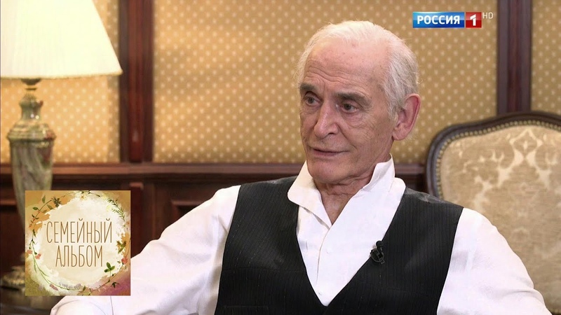 ВАСИЛИЙ ЛАНОВОЙ. СЕМЕЙНЫЙ АЛЬБОМ.