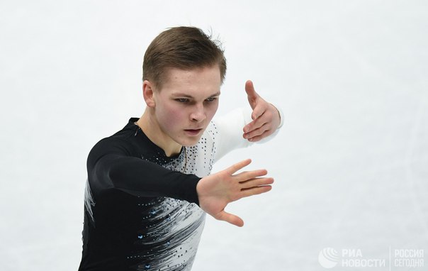 Российский фигурист Михаил Коляда завоевал бронзовую медаль на чемпионате мира, который проходит в Милане 