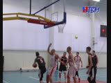В воскресенье мончегорские баскетбольные команды встретились с баскетболистами города Полярные Зори.