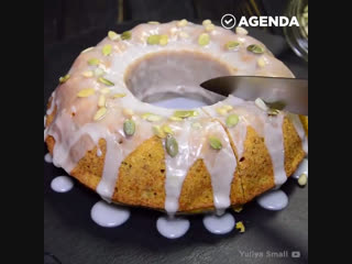 Ароматный рождественский кекс с орехами и цукатами