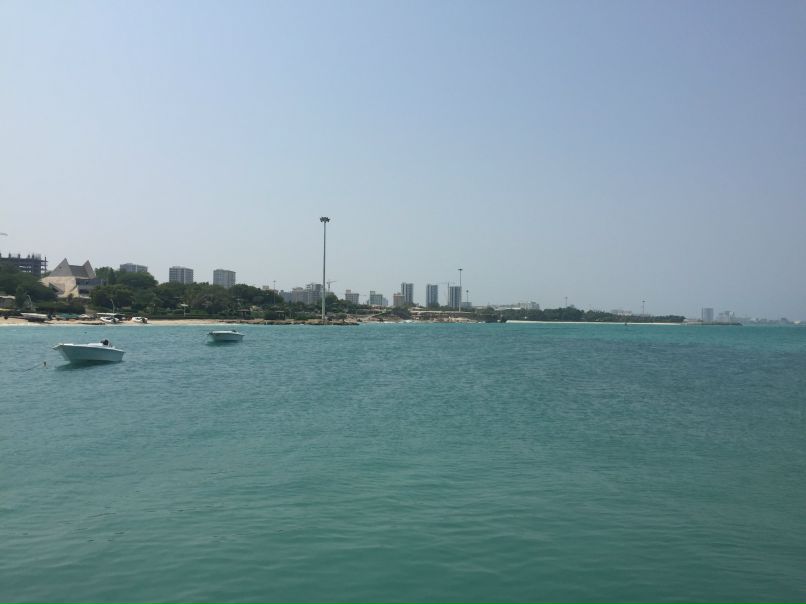 Остров Киш и Тегеран. Вид на Киш