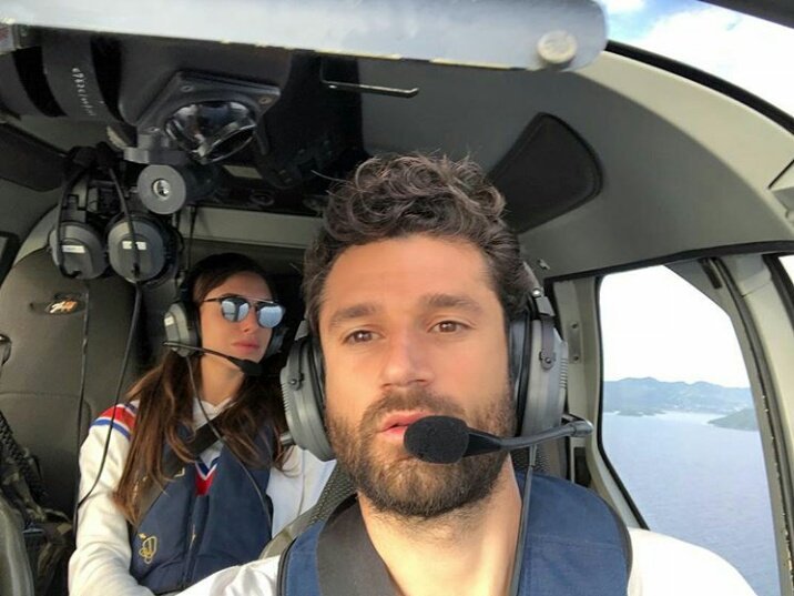 eOUm0j-Aqmo.jpg