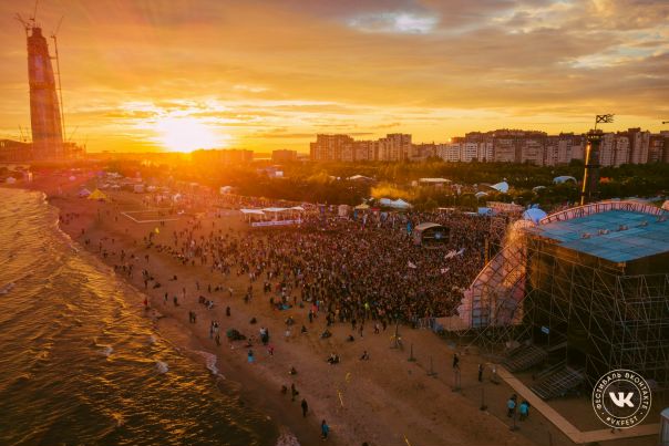 Море улыбок, хорошего настроения и ярких эмоций