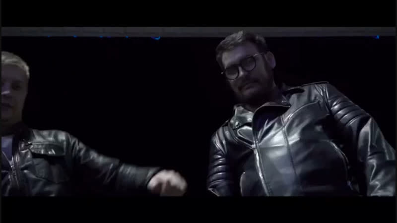 Трейлер фильма «на колёсах»