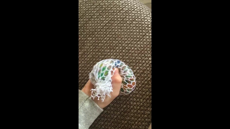 Красный,Синий,Зелёный,Жолтый «»»