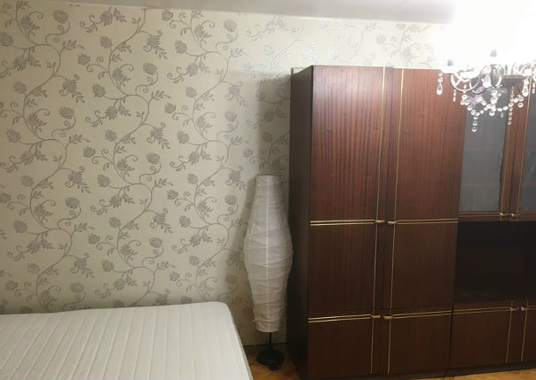 Сдам уютную однокомнатную квартиру!!! В пешей доступности от станции метро Новогиреево. В квартире имеется все для комфортного проживания: холодильник, телевизор, стиральная машина. Квартира полностью укомплектована. Развитая инфраструктура, рядом множество магазинов первой необходимости. Квартира ухоженная, убранная. <br>улица Молостовых, 17 <br>892693321192 <br>27000 руб/мес - фото Фото: Сдам уютную однокомнатную квартиру!!! В пешей доступности от станции метро Новогиреево. В квартире имеется все для комфортного проживания: холодильник, телевизор, стиральная машина. Квартира полностью укомплектована. Развитая инфраструктура, рядом множество магазинов первой необходимости. Квартира ухоженная, убранная. <br>улица Молостовых, 17 <br>892693321192 <br>27000 руб/мес