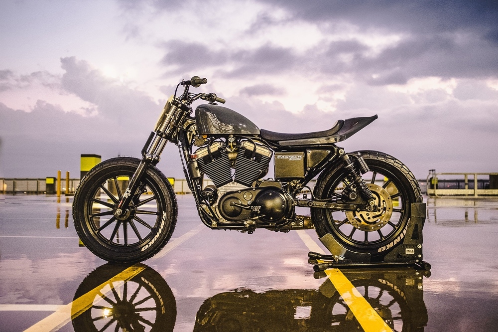 Fabtech Creations: кастом Harley Davidson 1200 Sportster Super Hooligan