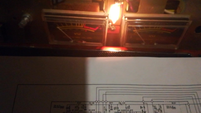 Akai 210d