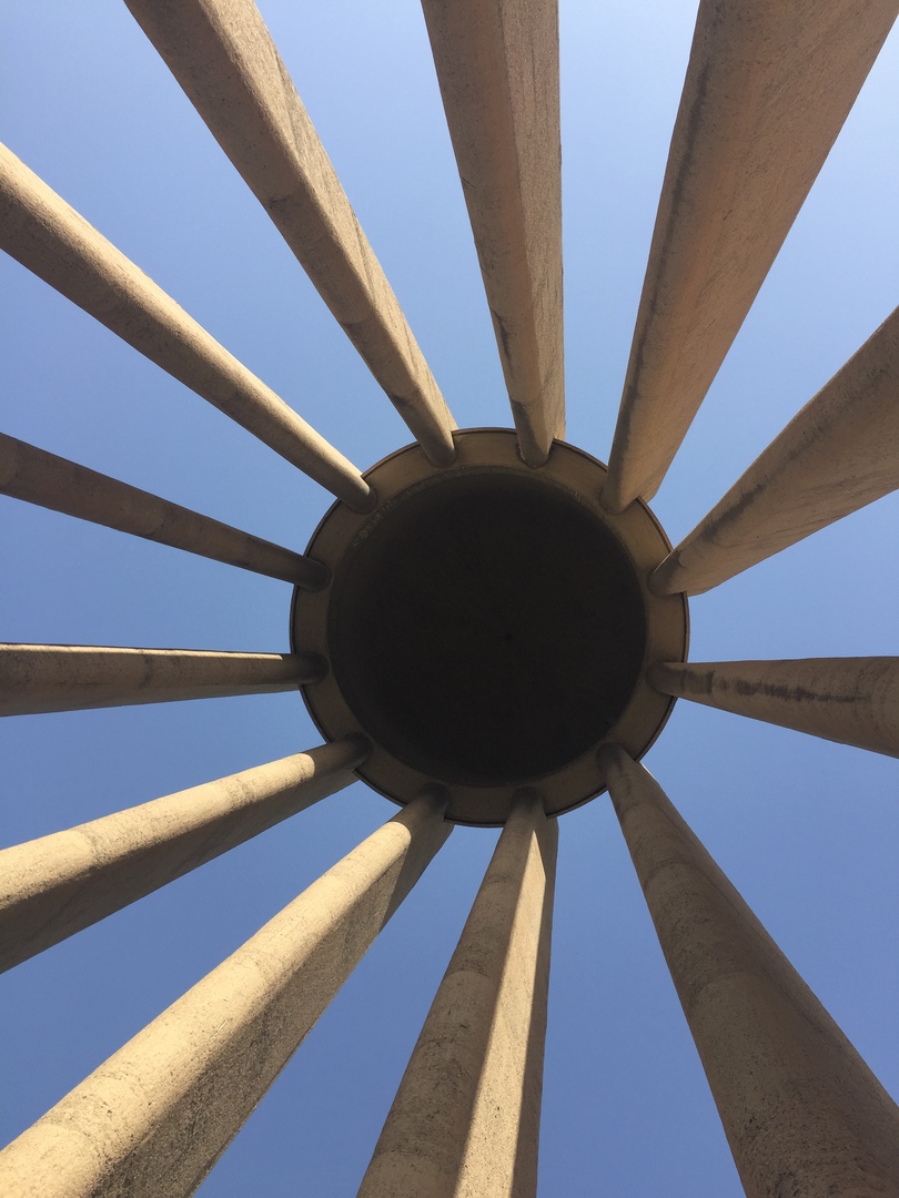 Иран 4. Гробницы Авиценны 5