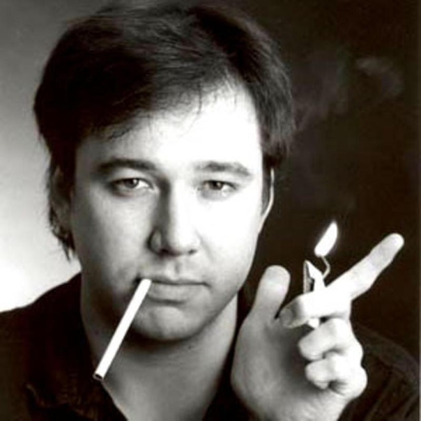 Ричард Линклейтер снимет байопик о комике Билле Хиксе Автор «Перед закатом», «Помутнения» и «Отрочества» Ричард Линклейтер станет сценаристом, режиссёром и продюсером байопика о комике Билле