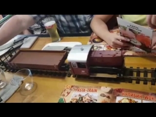 VID_21720103_174341_955.mp4