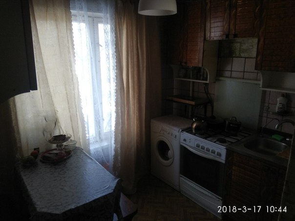 Сдаётся комната в двухкомнатной квартире, два раскладных дивана, один сосед, это я, пишите в личку! Предпочтение семейным парам и одиночкам.<br>18 тысяч рублей плюс + 50% депозит можно разбить плюс коммуналка. <br>Метро Кантемировская 10 мин на автобусе, 25 мин пешком, остановка автобусная рядом с домом.<br> Viber - фото Фото: Сдаётся комната в двухкомнатной квартире, два раскладных дивана, один сосед, это я, пишите в личку! Предпочтение семейным парам и одиночкам.<br>18 тысяч рублей плюс + 50% депозит можно разбить плюс коммуналка. <br>Метро Кантемировская 10 мин на автобусе, 25 мин пешком, остановка автобусная рядом с домом.<br> Viber
