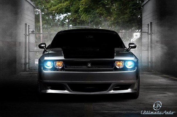 Dodge Challenger SRT8