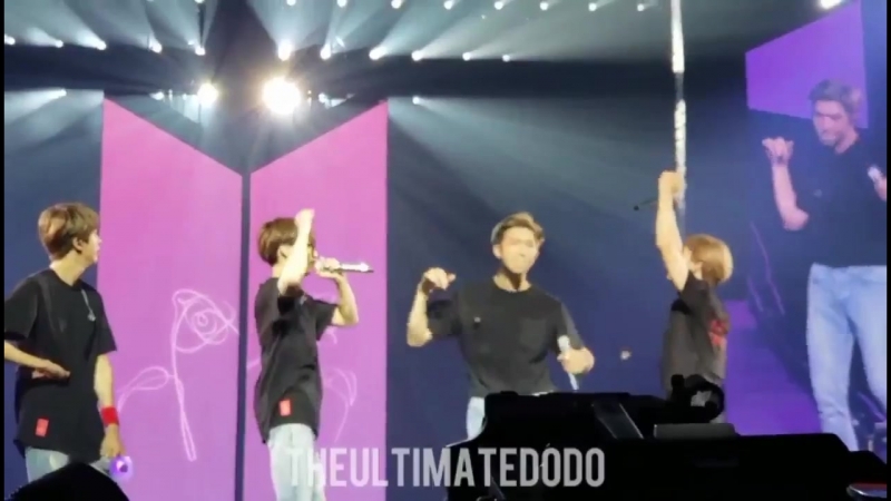 Jimin copies armys cheering -