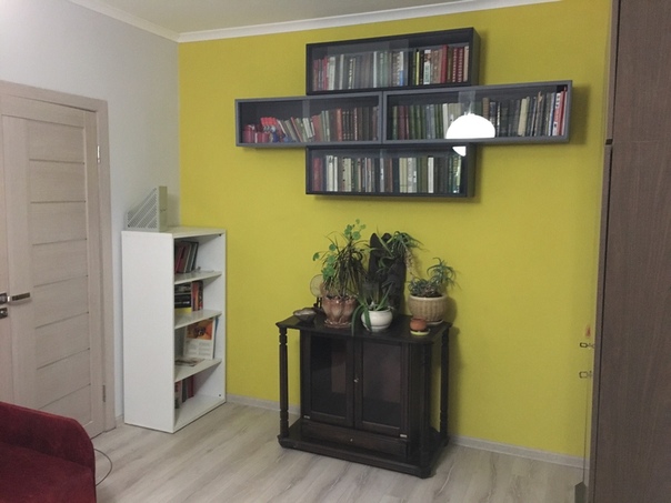 СОБСТВЕННИК! Без комиссии!<br><br>Сдается 2-х комнатная квартира, <br>7-10 м. пешком от м. Бульвар Дмитрия Донского, ул. Старобитцевская. Общая пл. 58 м2, балкон, санузел раздельный. Бытовая техника (стиральная машина, плита/духовка, холодильник, морозилка, телевизор) и мебель в наличии. В одной комнате диван, в другой – двуспальная кровать, много места для хранения вещей.. Рядом ТЦ с кино и продуктовым магазином, детские площадки, садики, школы. Рядом находятся два парка. Можно с детьми и/или воспитанными животными. 21/22 этаж – шикарный вид из окон.<br>Рассмотрим любых порядочных и чистоплотных жильцов.<br><br>Стоимость аренды - 40.000 + оплата по счетчикам вода/электричество <br><br>Залог при необходимости разобьем на пару месяцев. Более подробная информация в лс. - фото Фото: СОБСТВЕННИК! Без комиссии!<br><br>Сдается 2-х комнатная квартира, <br>7-10 м. пешком от м. Бульвар Дмитрия Донского, ул. Старобитцевская. Общая пл. 58 м2, балкон, санузел раздельный. Бытовая техника (стиральная машина, плита/духовка, холодильник, морозилка, телевизор) и мебель в наличии. В одной комнате диван, в другой – двуспальная кровать, много места для хранения вещей.. Рядом ТЦ с кино и продуктовым магазином, детские площадки, садики, школы. Рядом находятся два парка. Можно с детьми и/или воспитанными животными. 21/22 этаж – шикарный вид из окон.<br>Рассмотрим любых порядочных и чистоплотных жильцов.<br><br>Стоимость аренды - 40.000 + оплата по счетчикам вода/электричество <br><br>Залог при необходимости разобьем на пару месяцев. Более подробная информация в лс.
