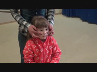 Логопед. Легкий массаж ребенка для стимуляции мышц