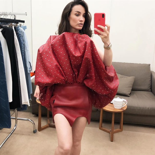 А как вам такой look Виктории Дайнеко 