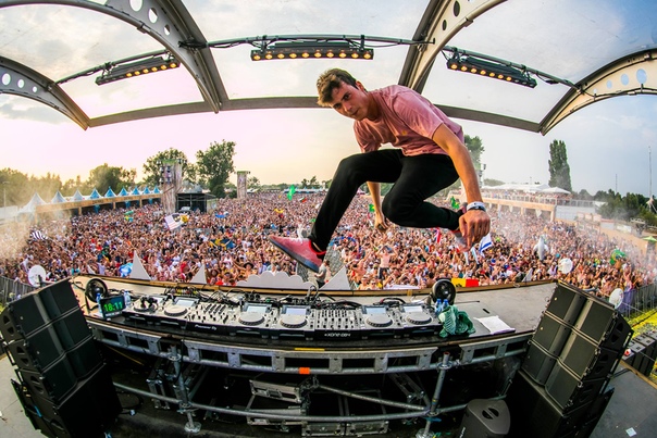 #ELECTROHOUSE #MUSIC