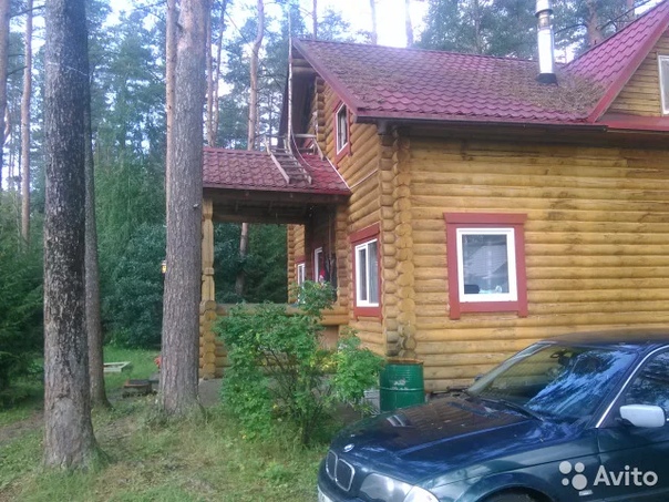 Продается участок в курортном районе ленинградской области, поселок городского типа почти в самом центре Вырицы. Участок с домом 2008 года постройки в уютном тихом месте от собственника, на участке 16.5 соток отлично расположились много вековые сосны так-же елки и березы.Отлично развита инфраструктура , до магазина 7 минут пешком до пляжа 10 минут. Участок удачно расположен между двумя железнодорожными станциями Михайловка и Вырица так-же в шаговой доступности Почта, Поликлиника, такие магазины как Пятерочка, Магнит. К участку круглогодичный подъезд, хорошие соседи. <br>Весь дом отапливается котлом,так-же есть место для камина. В зимнее время вполне хватает котла, в доме очень тепло, в сарае останется много дров минимум на 3 года. В доме имеется собственная скважина глубиной на 8 метров, автономная канализация. Все документы в порядке, готовы к сделке, ИЖС. <br>4 990 000 возможен торг!! 8921-765-38-76 8960-235-52-68 Антон - фото Фото: Продается участок в курортном районе ленинградской области, поселок городского типа почти в самом центре Вырицы. Участок с домом 2008 года постройки в уютном тихом месте от собственника, на участке 16.5 соток отлично расположились много вековые сосны так-же елки и березы.Отлично развита инфраструктура , до магазина 7 минут пешком до пляжа 10 минут. Участок удачно расположен между двумя железнодорожными станциями Михайловка и Вырица так-же в шаговой доступности Почта, Поликлиника, такие магазины как Пятерочка, Магнит. К участку круглогодичный подъезд, хорошие соседи. <br>Весь дом отапливается котлом,так-же есть место для камина. В зимнее время вполне хватает котла, в доме очень тепло, в сарае останется много дров минимум на 3 года. В доме имеется собственная скважина глубиной на 8 метров, автономная канализация. Все документы в порядке, готовы к сделке, ИЖС. <br>4 990 000 возможен торг!! 8921-765-38-76 8960-235-52-68 Антон