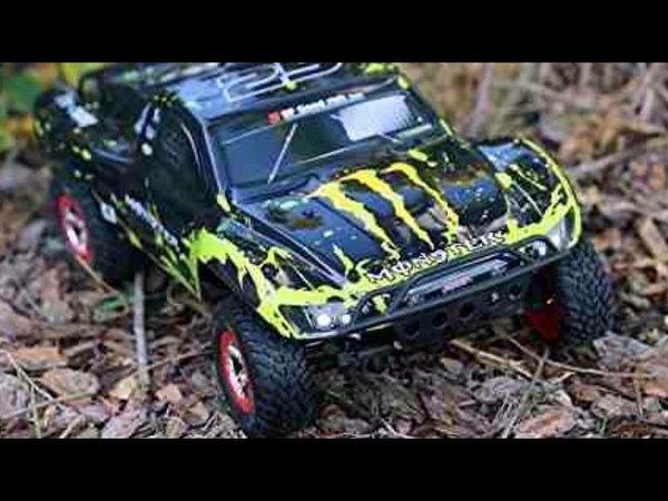 Traxxas slash rc trucks mudding