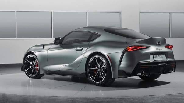 У нового купе Toyota GR Supra будут двухлитровые версии Фото: компания ToyotaВ Европе и Америке новая Supra предложена только с шестицилиндровым 340-сильным двигателем, но для японского рынка