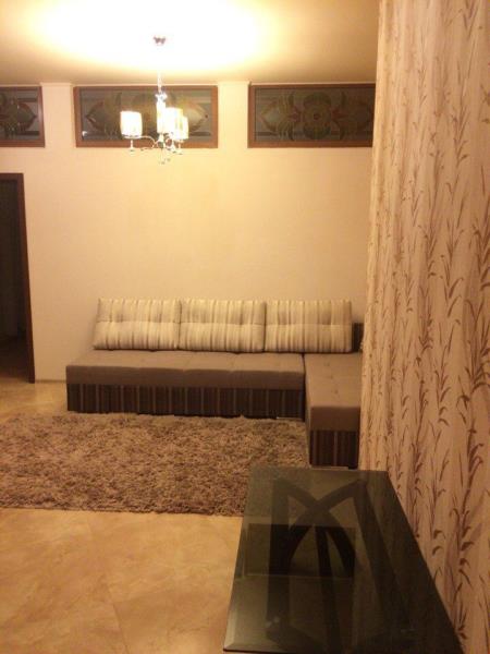 Москва, Таллинская улица, 20к2 <br>Строгино, 7 минут пешком <br>89058323163 <br>27000 <br>Уютная квартира с большой кухней, мягким диваном и гардеробной. Полностью меблирована и обставлена техникой. Сдам добросовестным жильцам, готовым вовремя оплачивать арендную плату и содержать квартиру в чистоте - фото Фото: Москва, Таллинская улица, 20к2 <br>Строгино, 7 минут пешком <br>89058323163 <br>27000 <br>Уютная квартира с большой кухней, мягким диваном и гардеробной. Полностью меблирована и обставлена техникой. Сдам добросовестным жильцам, готовым вовремя оплачивать арендную плату и содержать квартиру в чистоте