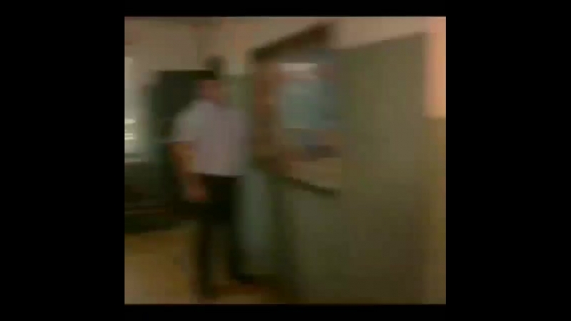 VID_28930629_065735_965.mp4